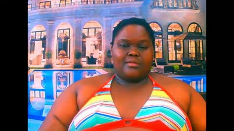 Snapshot of ebonyhotbuns4u2luv chatting on 06/16/26, 08:06 ebonyhotbuns4u2luv online show from 06/16/26, 08:06