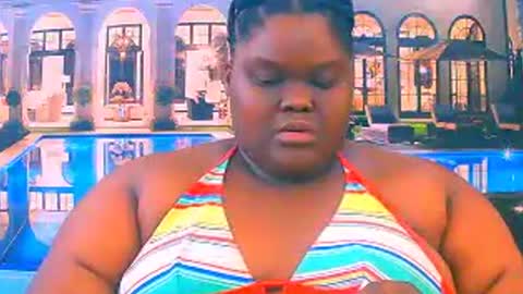 Snapshot of ebonyhotbuns4u2luv chatting on 06/26/26, 06:40 ebonyhotbuns4u2luv online show from 06/26/26, 06:40