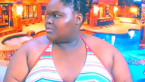 Snapshot of ebonyhotbuns4u2luv chatting on 07/13/26, 10:40 ebonyhotbuns4u2luv online show from 07/13/26, 10:40