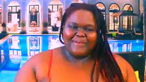Snapshot of ebonyhotbuns4u2luv chatting on 07/21/26, 05:43 ebonyhotbuns4u2luv online show from 07/21/26, 05:43