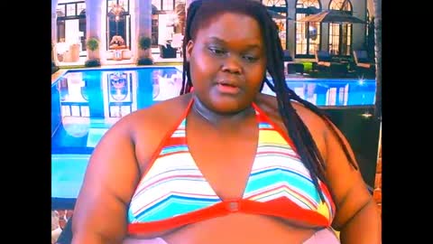 Snapshot of ebonyhotbuns4u2luv chatting on 07/22/26, 06:38 ebonyhotbuns4u2luv online show from 07/22/26, 06:38