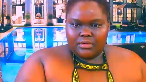 Snapshot of ebonyhotbuns4u2luv chatting on 07/23/26, 05:16 ebonyhotbuns4u2luv online show from 07/23/26, 05:16