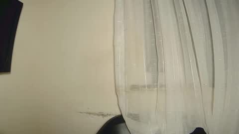 Snapshot of ebonykissxx chatting on 11/05/25, 08:20 ebonykissxx online show from 11/05/25, 08:20