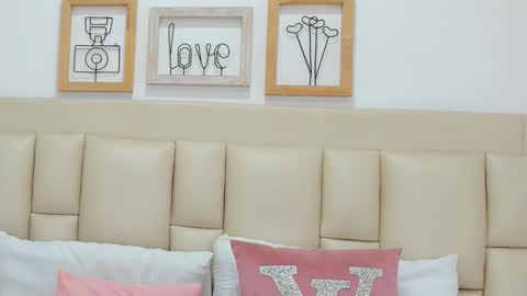 Ludovica online show from 12/05/25, 03:26