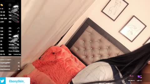 Snapshot of ebonyskinn chatting on 01/03/25, 10:20 ebonyskinn online show from 01/03/25, 10:20