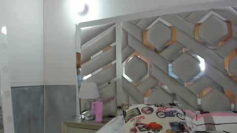 Snapshot of ebonysquirtcol chatting on 11/26/25, 09:49 ebonysquirtcol online show from 11/26/25, 09:49