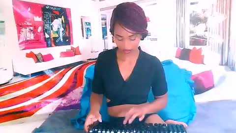 Snapshot of ebonystarlite1 chatting on 02/06/25, 09:00 Candy online show from 02/06/25, 09:00