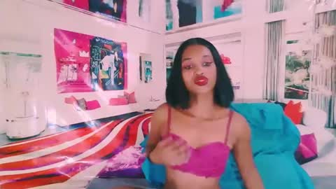 Snapshot of ebonystarlite1 chatting on 02/14/25, 10:17 Candy online show from 02/14/25, 10:17