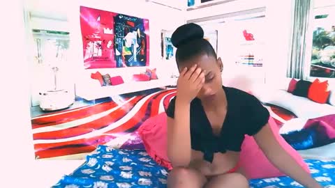 Snapshot of ebonystarlite1 chatting on 02/18/25, 12:37 Candy online show from 02/18/25, 12:37