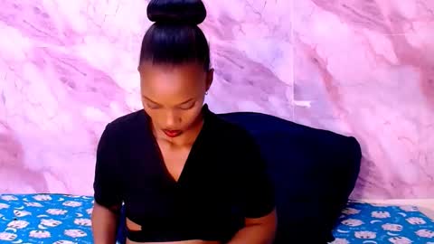 Snapshot of ebonystarlite1 chatting on 02/23/25, 06:01 Candy online show from 02/23/25, 06:01