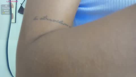 ebonyy_petite_69 online show from 11/23/25, 06:13