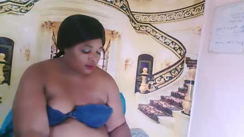 CoCo online show from 11/12/25, 06:41