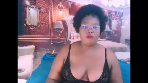 CoCo online show from 11/18/25, 06:07