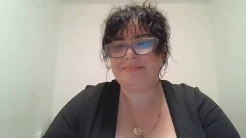 echo_dust online show from 04/12/26, 07:41