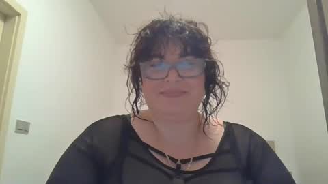 echo_dust online show from 04/18/26, 07:51