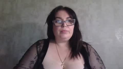 Snapshot of echo_dust chatting on 06/09/26, 02:17 echo_dust online show from 06/09/26, 02:17