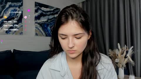 Snapshot of edabayse chatting on 12/02/24, 11:45 Viola online show from 12/02/24, 11:45