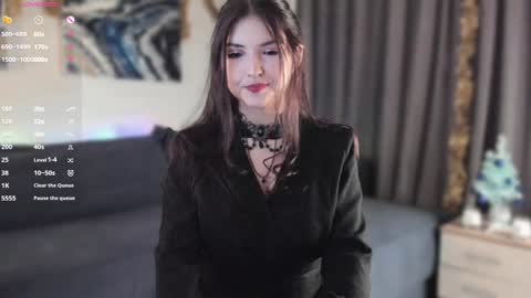 Snapshot of edabayse chatting on 12/29/24, 02:00 Viola online show from 12/29/24, 02:00