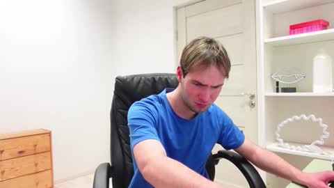 Snapshot of eddie_druski chatting on 02/14/26, 08:49 EDDIE DRUSKI online show from 02/14/26, 08:49