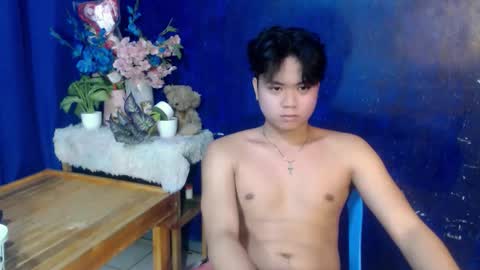 Snapshot of edelcum_xx chatting on 01/08/26, 01:52 edelcum_xx online show from 01/08/26, 01:52