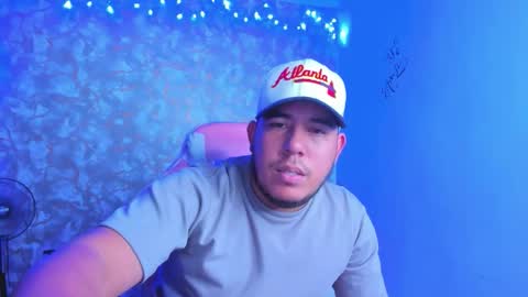 Snapshot of edgarpinto302 chatting on 02/25/26, 04:55 edgarsexxx online show from 02/25/26, 04:55