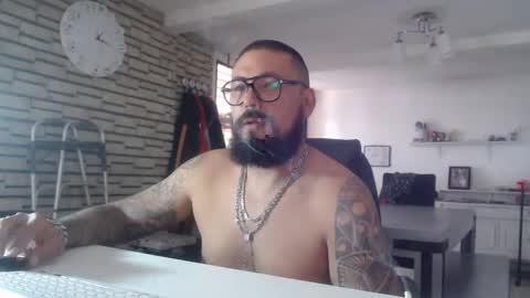 edgarram83 online show from 11/03/25, 07:15