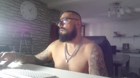 edgarram83 online show from 11/07/25, 11:05