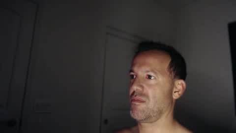 Snapshot of edge_masters chatting on 09/14/25, 05:28 EdgeM online show from 09/14/25, 05:28