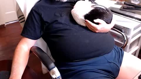 edginginedmonton online show from 11/18/25, 07:51