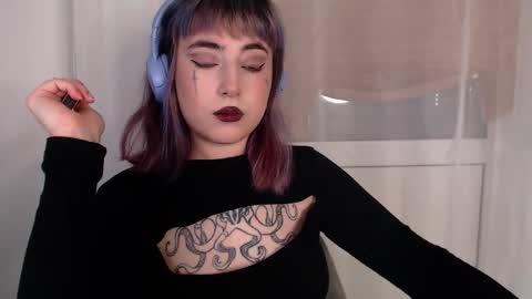 fickle demon made of clumps of matter online show from 01/09/26, 05:04