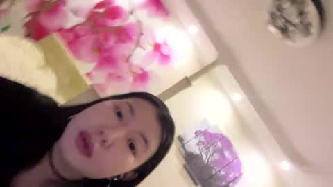 Eri online show from 04/20/26, 07:04