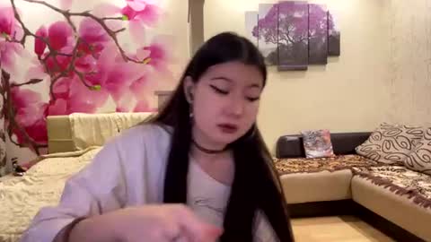 Eri online show from 06/08/26, 06:08