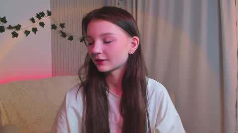 Snapshot of edithgalpin chatting on 02/20/25, 12:30 Lisa online show from 02/20/25, 12:30