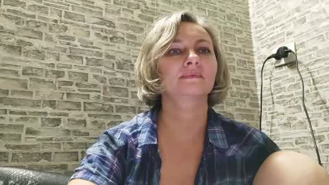 edithmanning online show from 12/21/24, 05:51