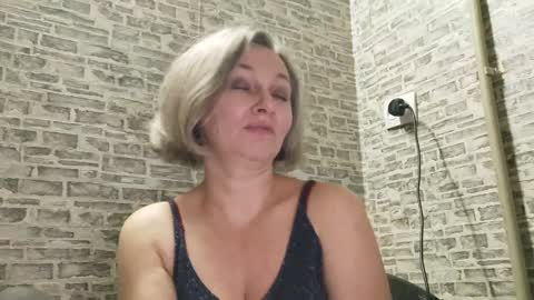 edithmanning online show from 01/04/25, 06:51