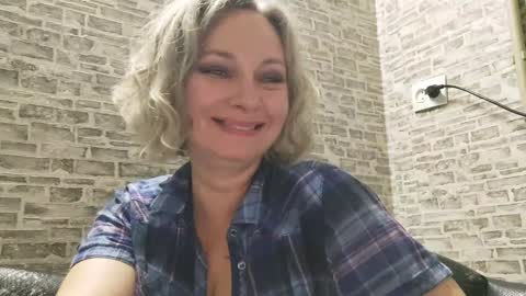 edithmanning online show from 01/25/25, 06:35