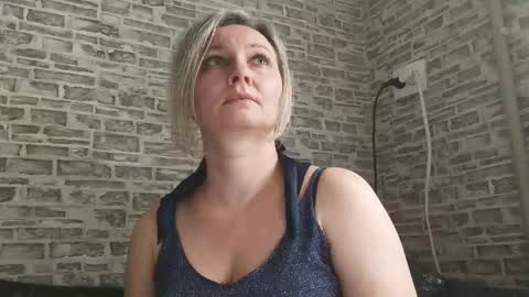 edithmanning online show from 03/05/25, 11:17