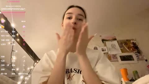 Snapshot of edlinhazleton chatting on 11/13/25, 09:14 Dana online show from 11/13/25, 09:14