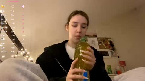 Snapshot of edlinhazleton chatting on 11/16/25, 06:46 Dana online show from 11/16/25, 06:46