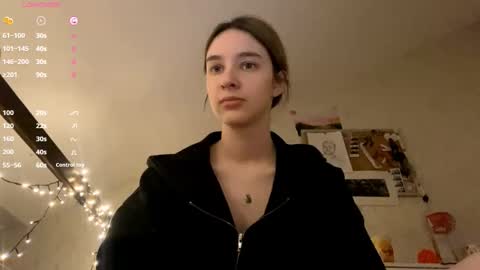 Snapshot of edlinhazleton chatting on 12/14/25, 02:06 Dana online show from 12/14/25, 02:06