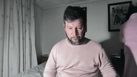 ednaih online show from 12/20/25, 01:02