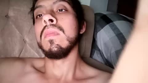 Snapshot of eduar99latino chatting on 02/11/26, 12:21 Eduar99 online show from 02/11/26, 12:21
