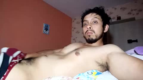 Snapshot of eduar99latino chatting on 05/05/26, 05:04 Eduar99 online show from 05/05/26, 05:04