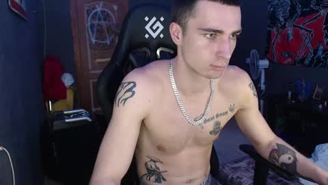 Eduar online show from 12/21/24, 02:26