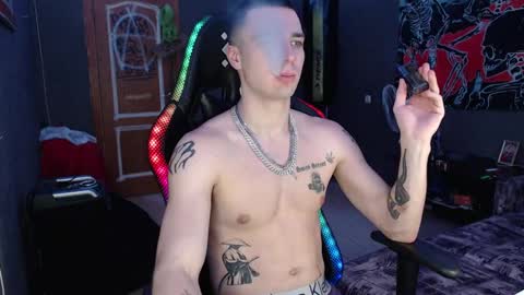 Eduar online show from 01/13/25, 03:36