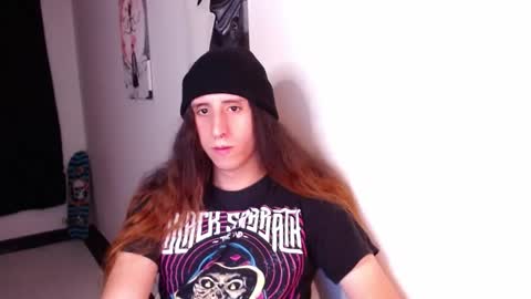 Snapshot of edward_chann chatting on 01/25/25, 01:54 edward_chann online show from 01/25/25, 01:54