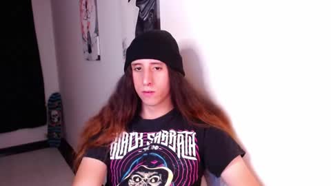 Snapshot of edward_chann chatting on 01/25/25, 04:56 edward_chann online show from 01/25/25, 04:56