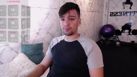 Eduardo online show from 10/20/25, 03:18