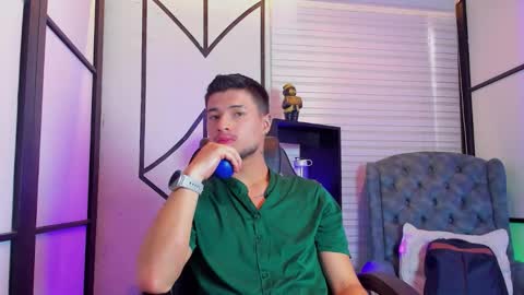 Edward Ross online show from 09/15/25, 07:03