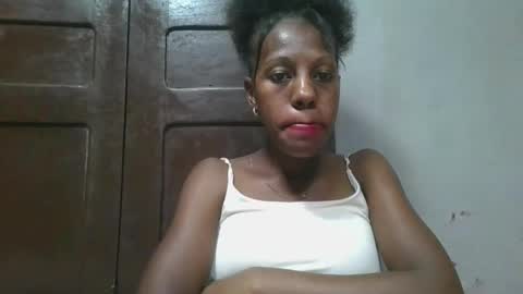 edwige770943 online show from 05/18/26, 04:07